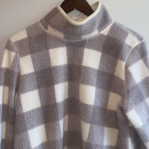 L.L. Bean Fleece Funnelneck Pullover Large